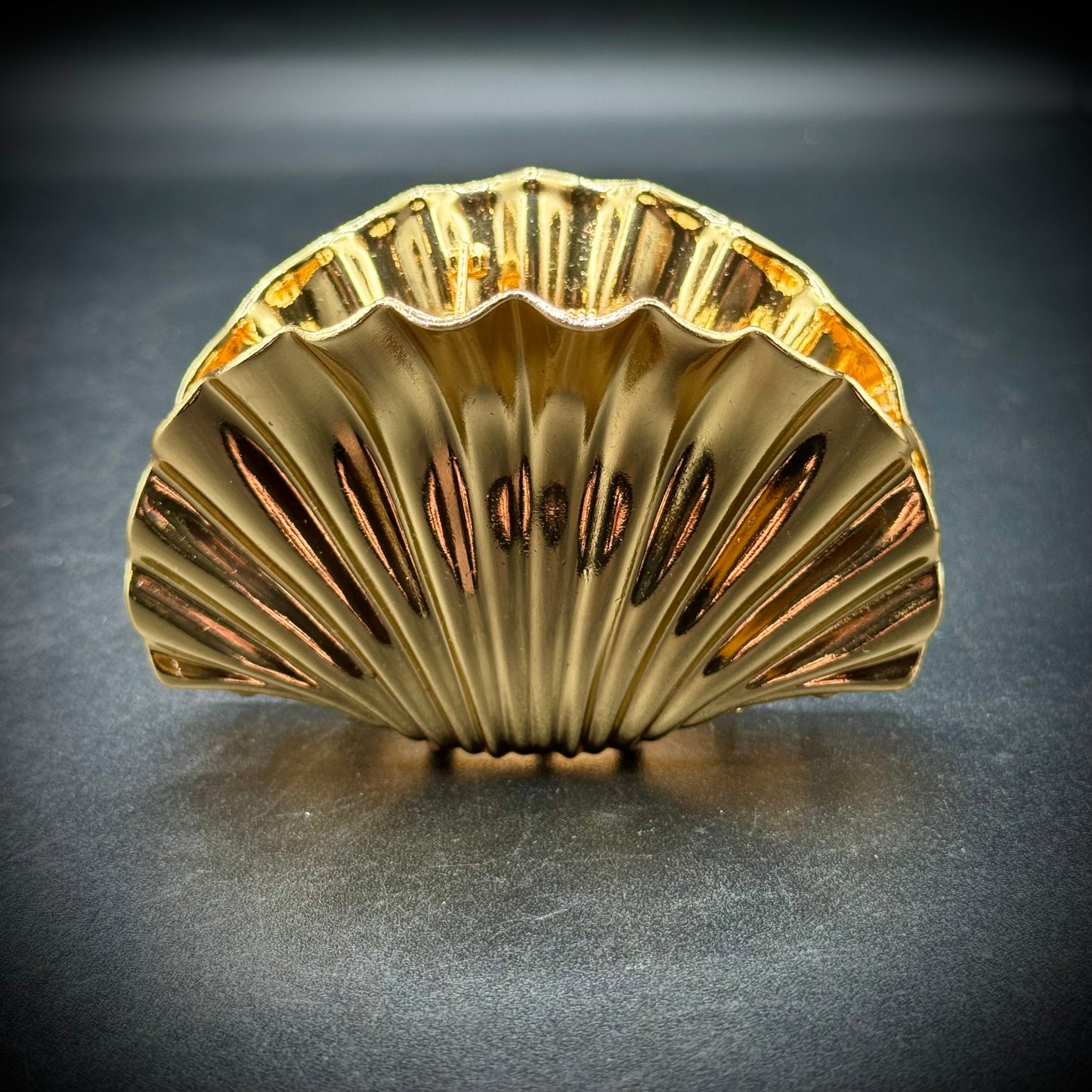 Gold Tone Metal Shell Motif Hair Clip