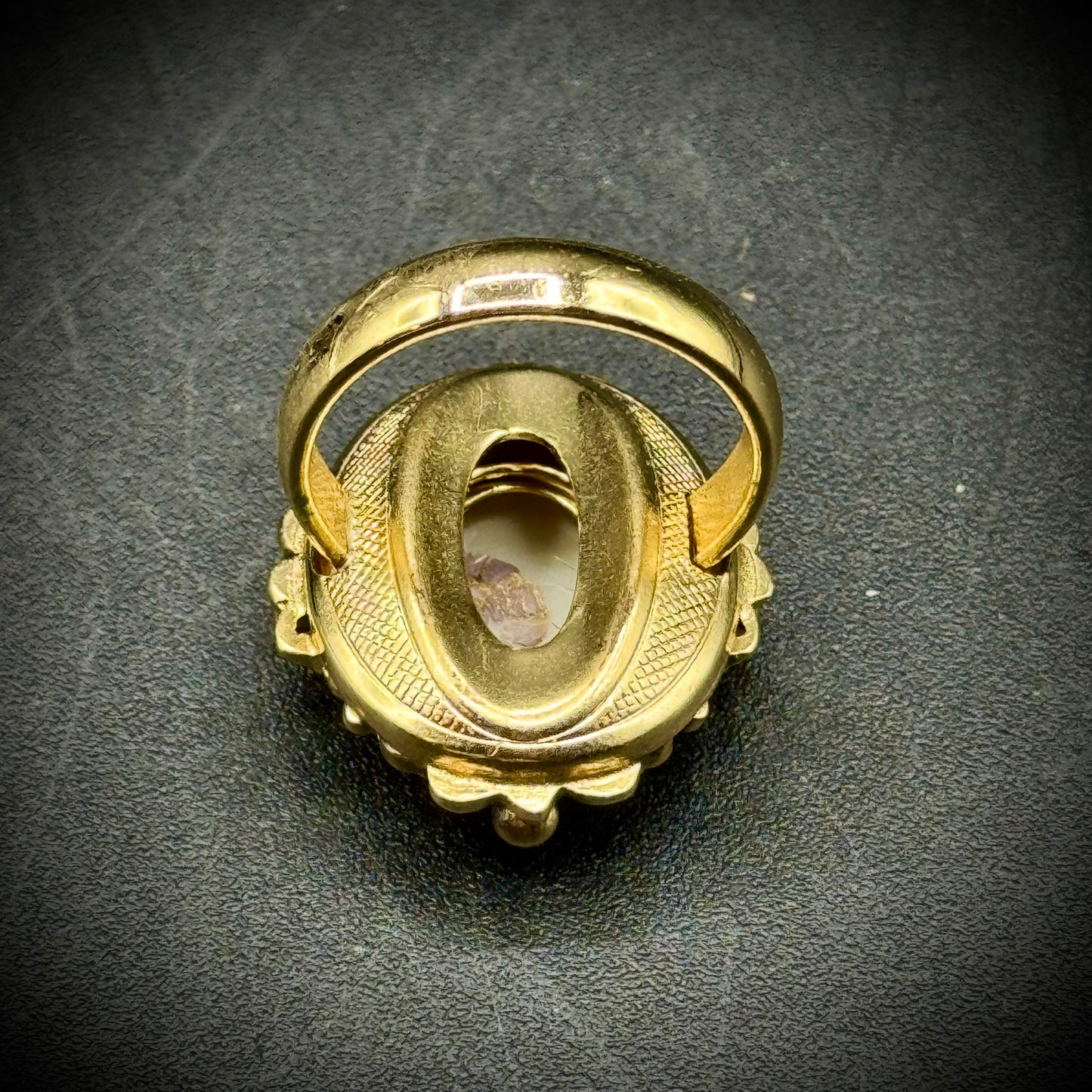 RARE Vintage Whiting & Davis Cameo Ring