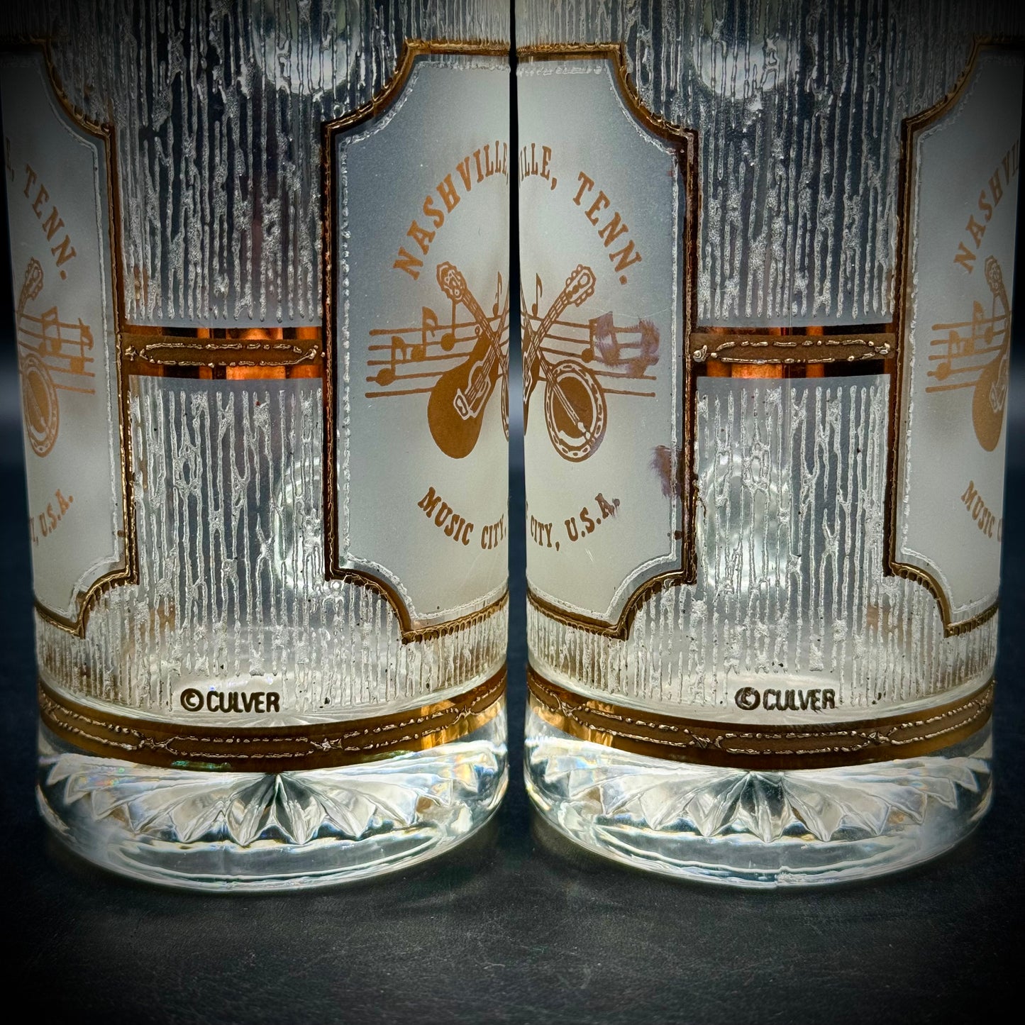 Pair of Vintage Culver 22kt Gold Trim Nashville Music City, USA Glass Mugs