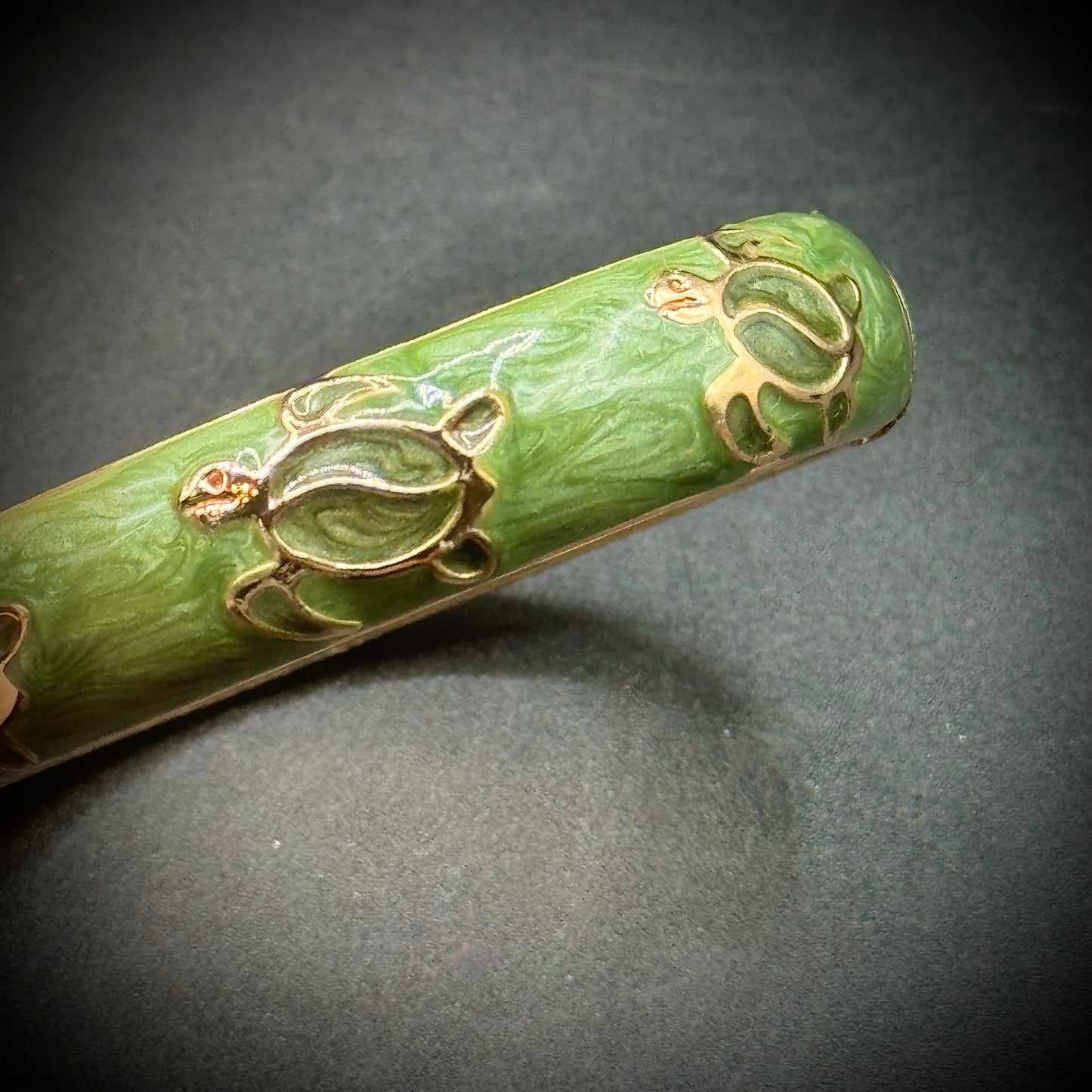 Turtle Motif Bangle Hinged Bracelet
