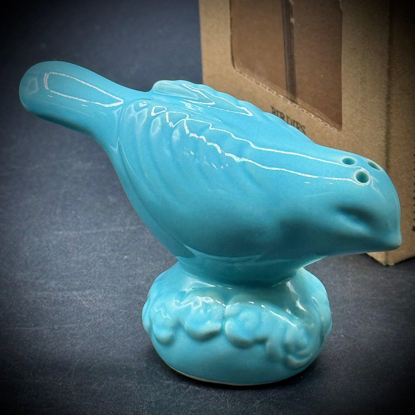 New in Box Two's Company Bird S&P Set
