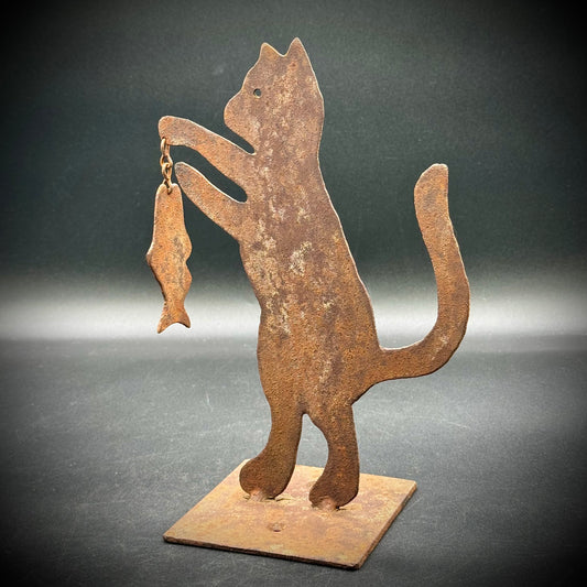 Rustic Primitive Metal Cat w/Hanging Fish