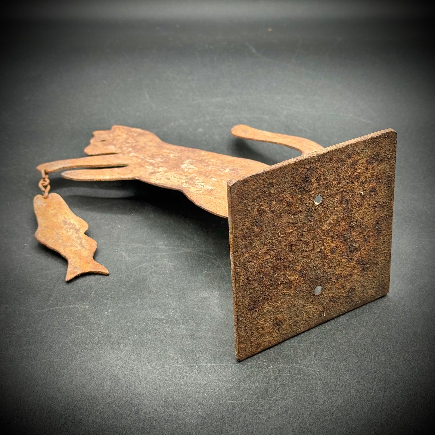 Rustic Primitive Metal Cat w/Hanging Fish