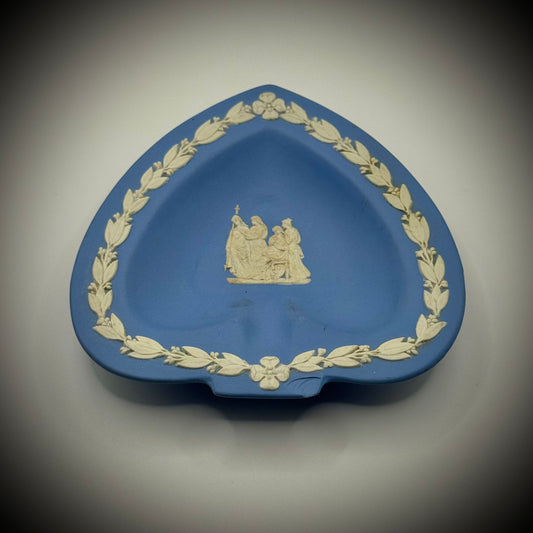 Vintage 1954 Blue Jasperware Wedgwood Spade Dish