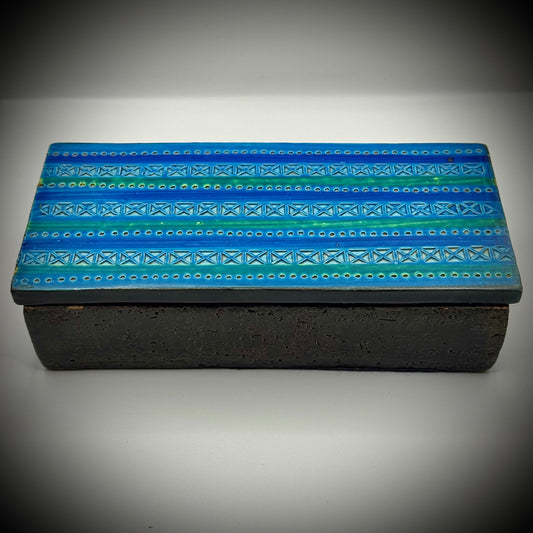 Bitossi Rimini Blue Italian Pottery Box by Aldo Londi