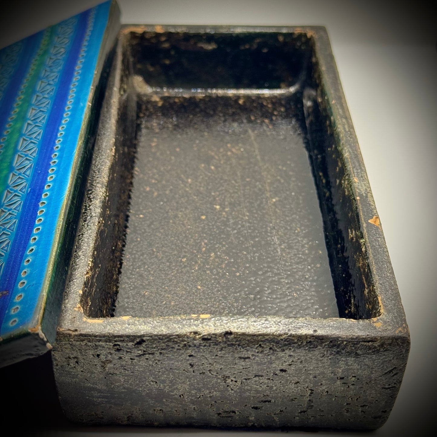 Bitossi Rimini Blue Italian Pottery Box by Aldo Londi