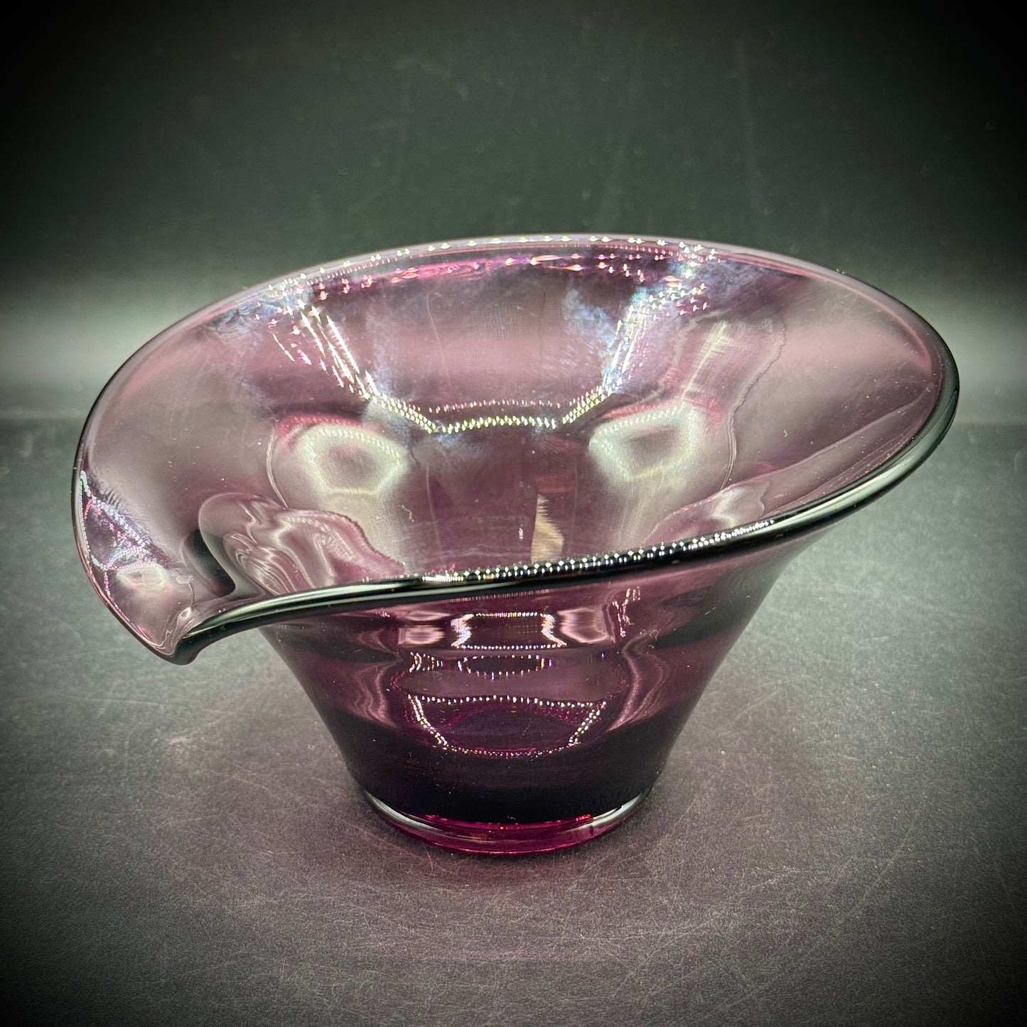 Vintage Viking Amethyst Calla Lily Dish/Bowl