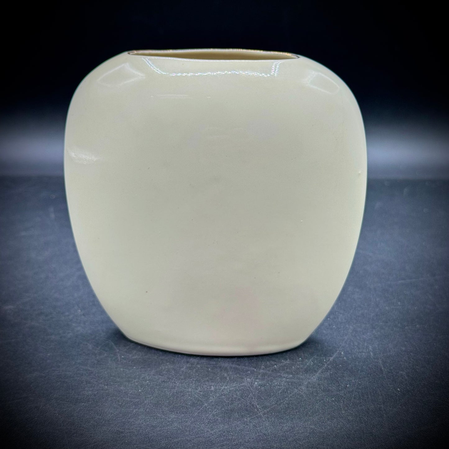 Vintage Otigiri Calla Lily Vase