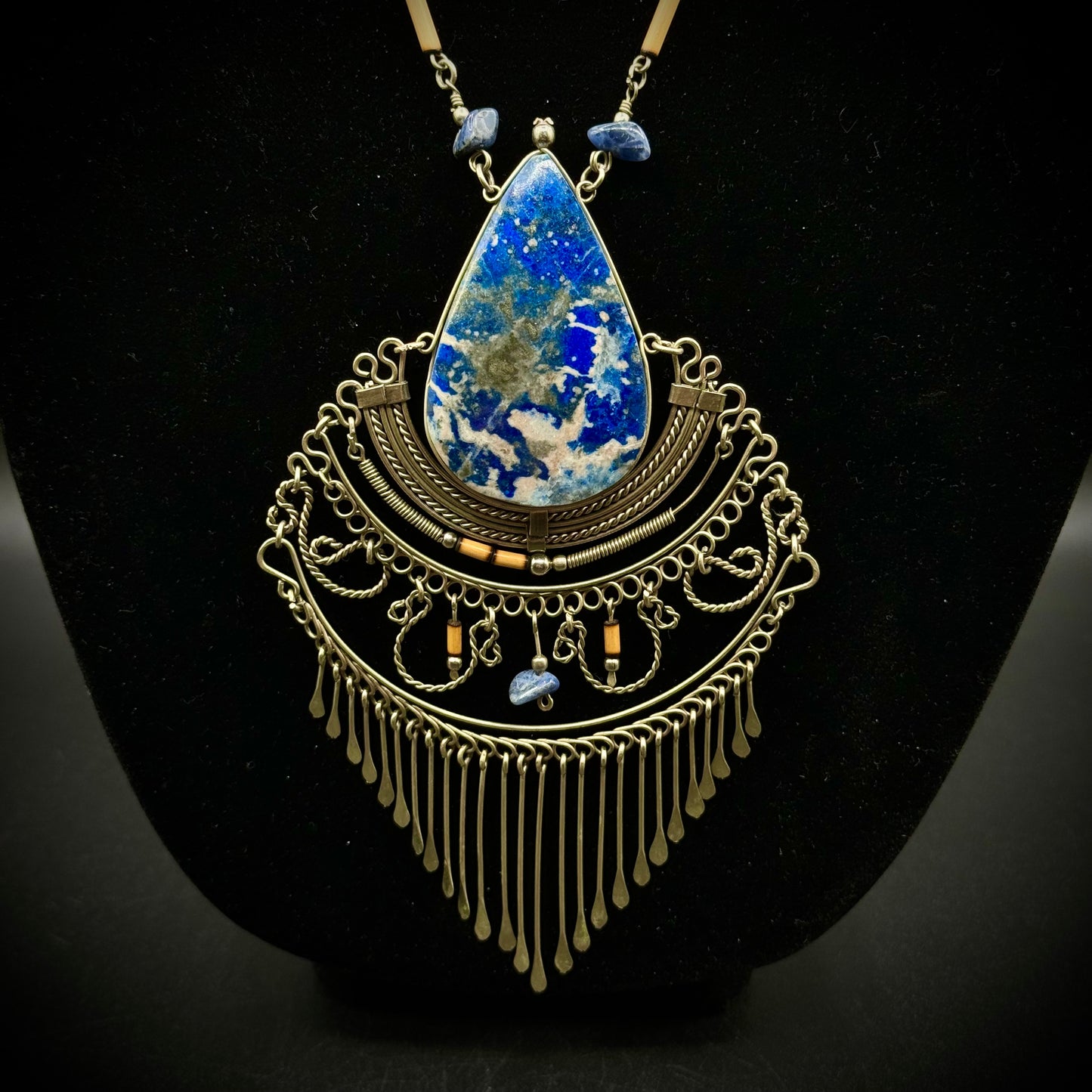 Gorgeous Lapis Lazuli Pendant Stone Necklace w/Alpaca Silver