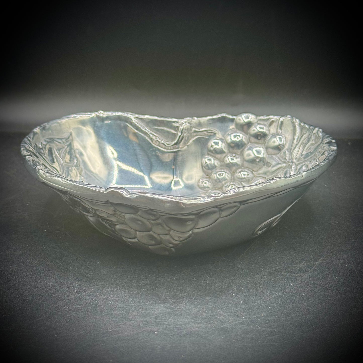2005 Arthur Court Heard Shaped Bowl