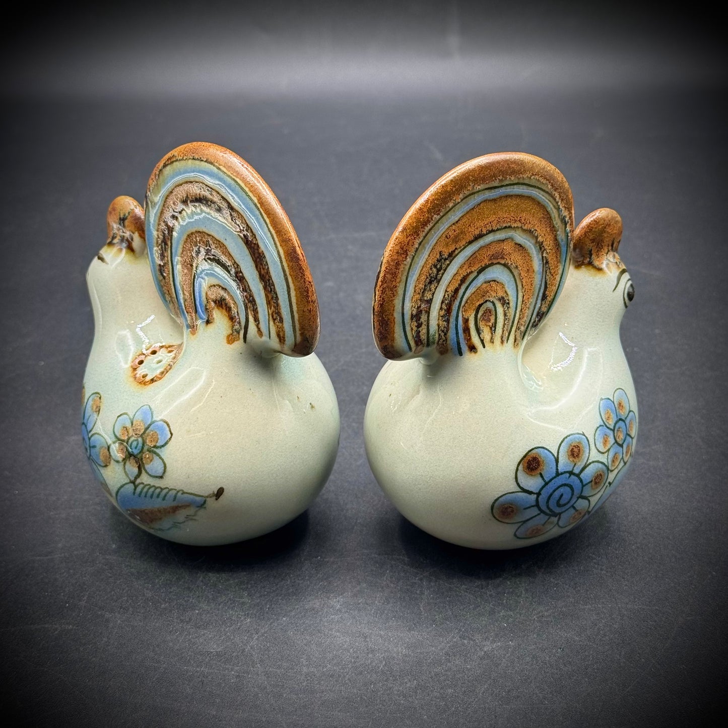 Pair of Hand Painted Tonala Mexico Chicken S&P Shakers
