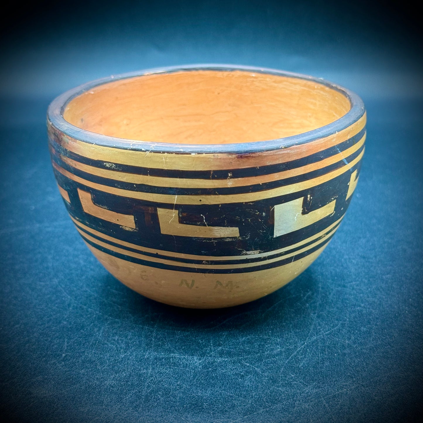 Vintage 1950s Native American Hopi Pottery Bowl