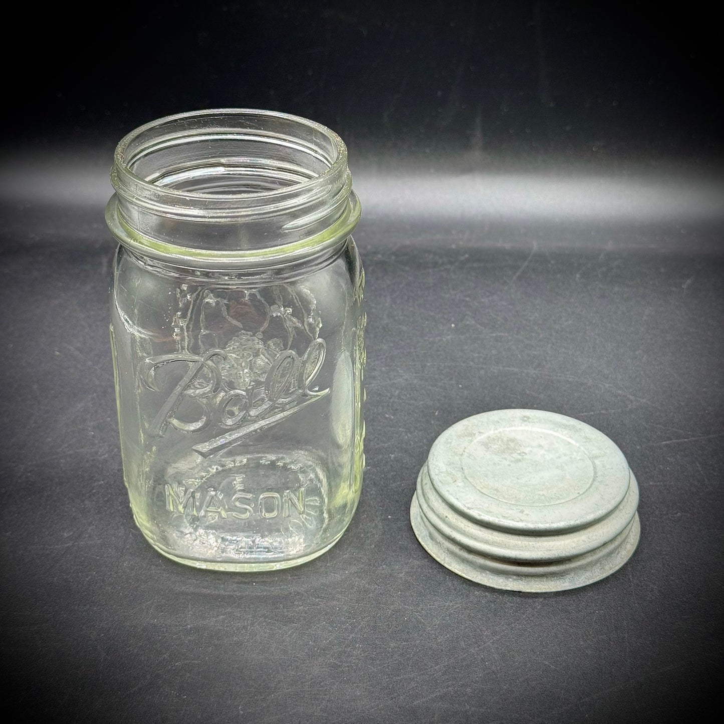 Vintage Ball Mason Jar with Zinc Screw Lid