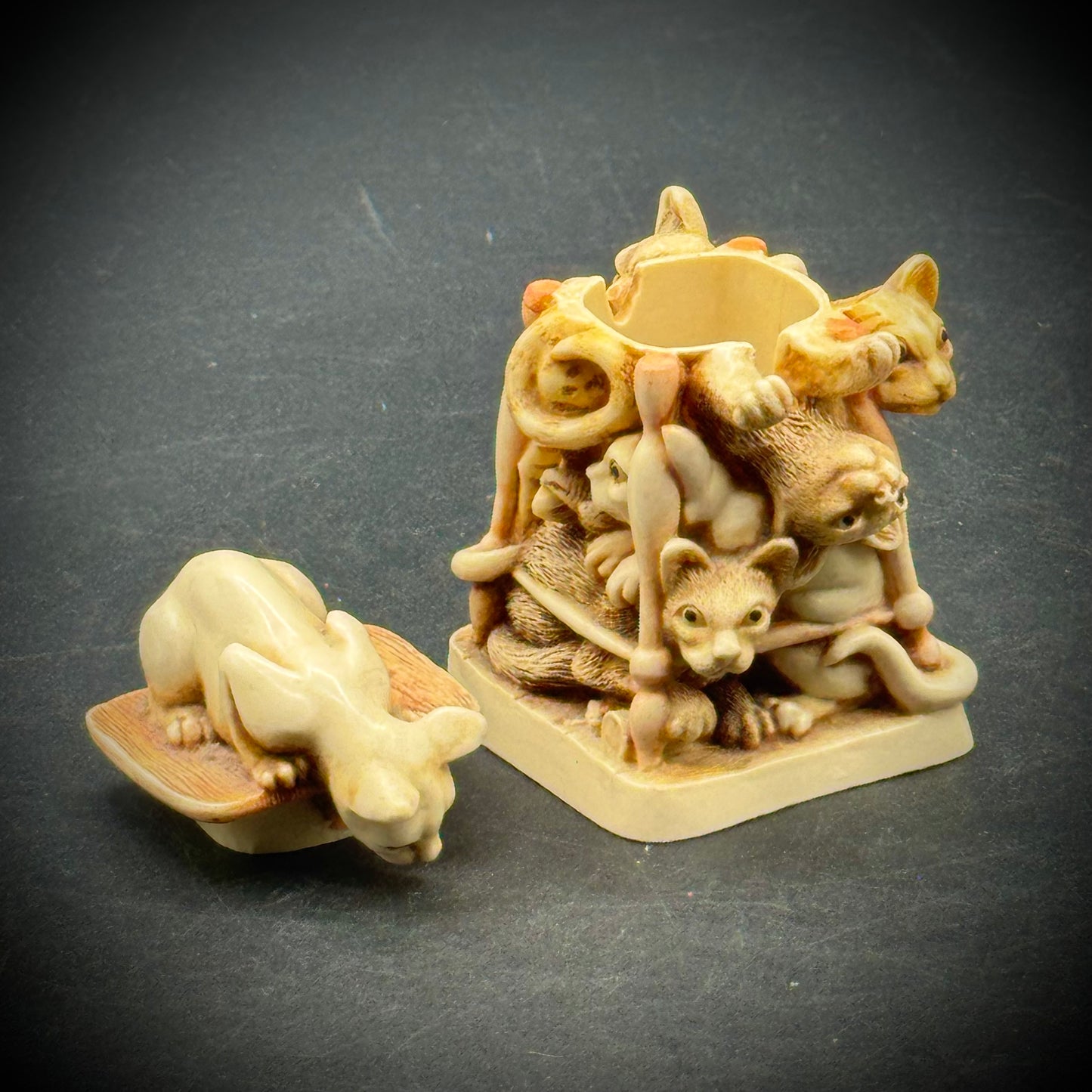 Harmony Kingdom "Kittens" Lidded Trinket Box