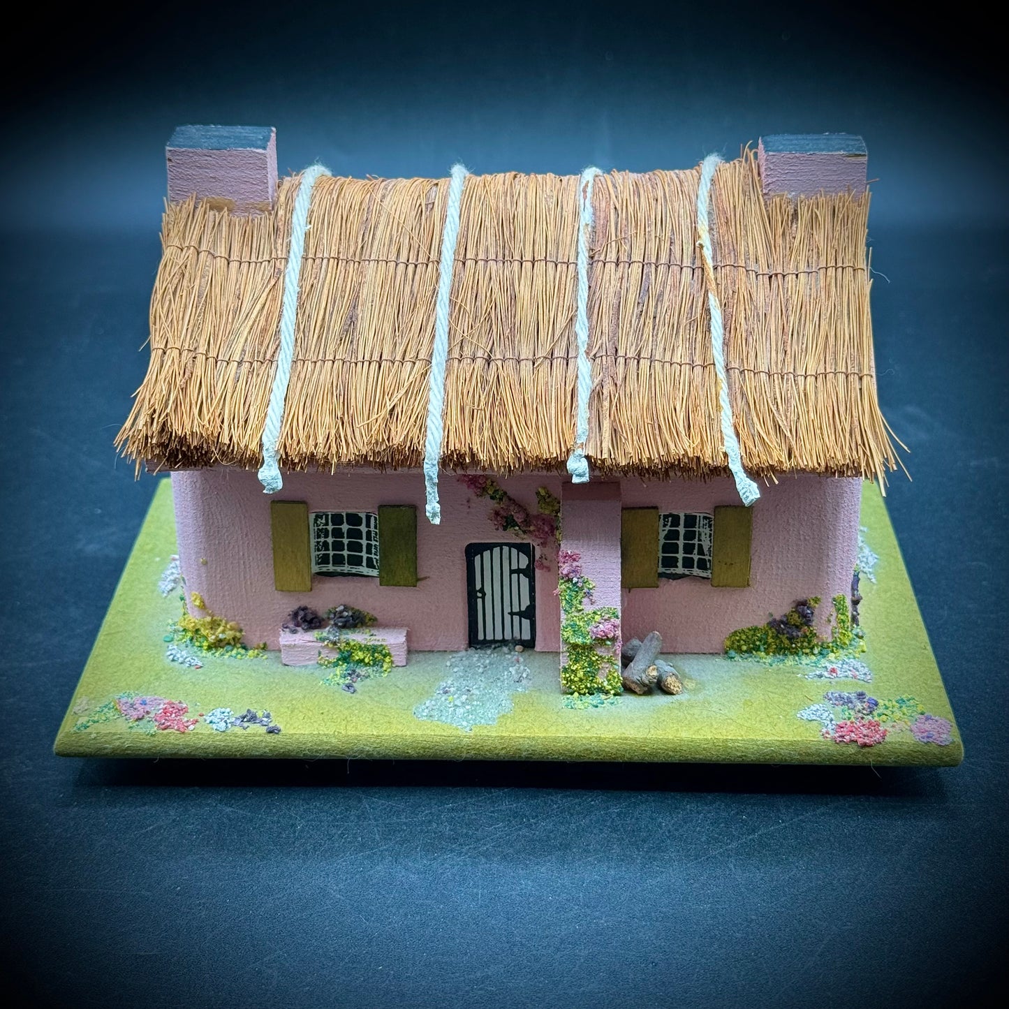 Vintage Pauline Ralph Irish Cottage Music Box - Made in England