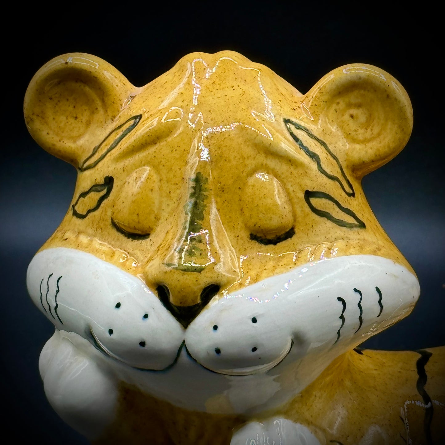 Vintage Holland Mold Ceramic Tiger Bank