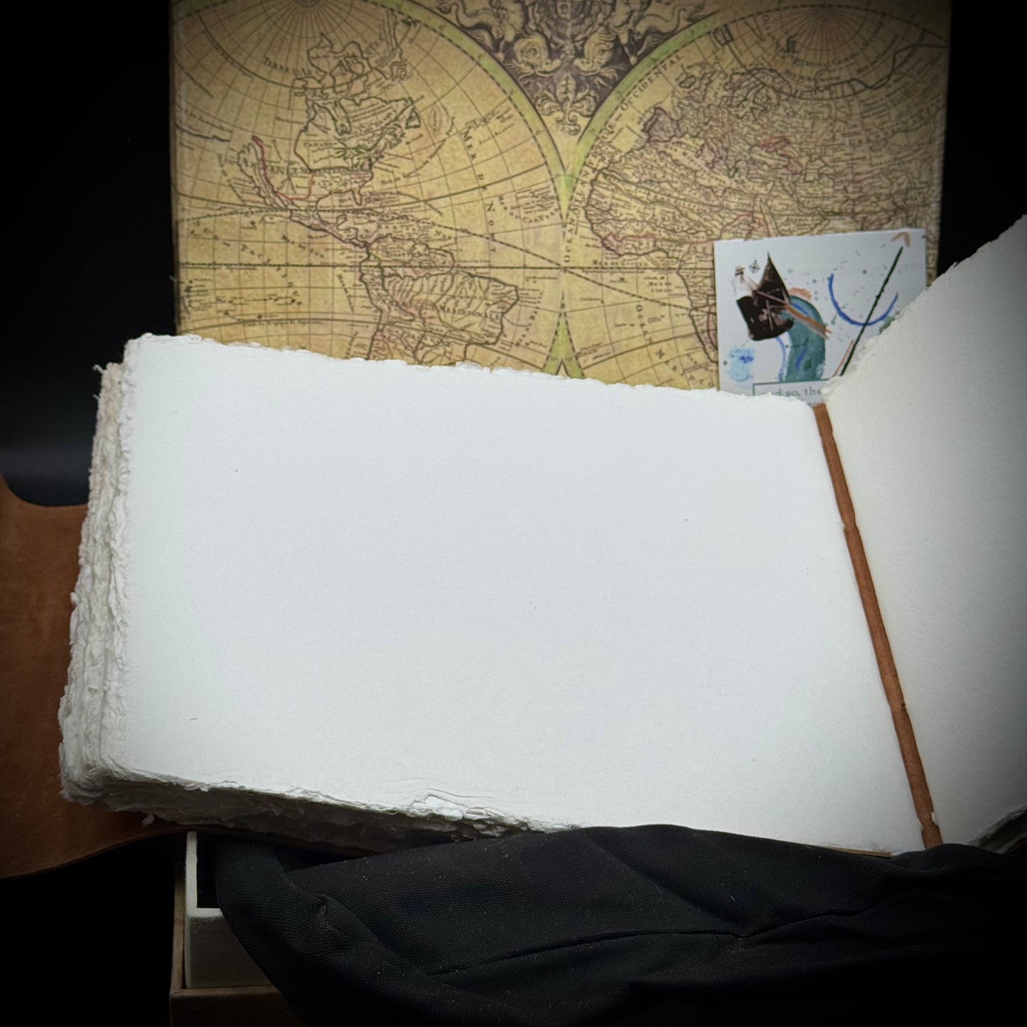 New Leather Bound & Hand Made Paper Large Travel Journal/Scrapbook