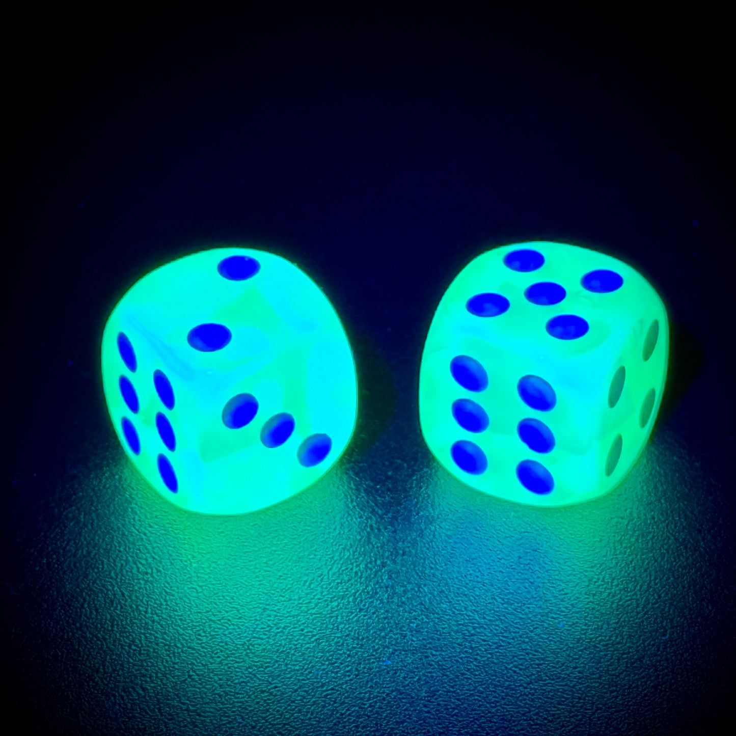 Will's Challenge - Pair of UV Reactive Dice