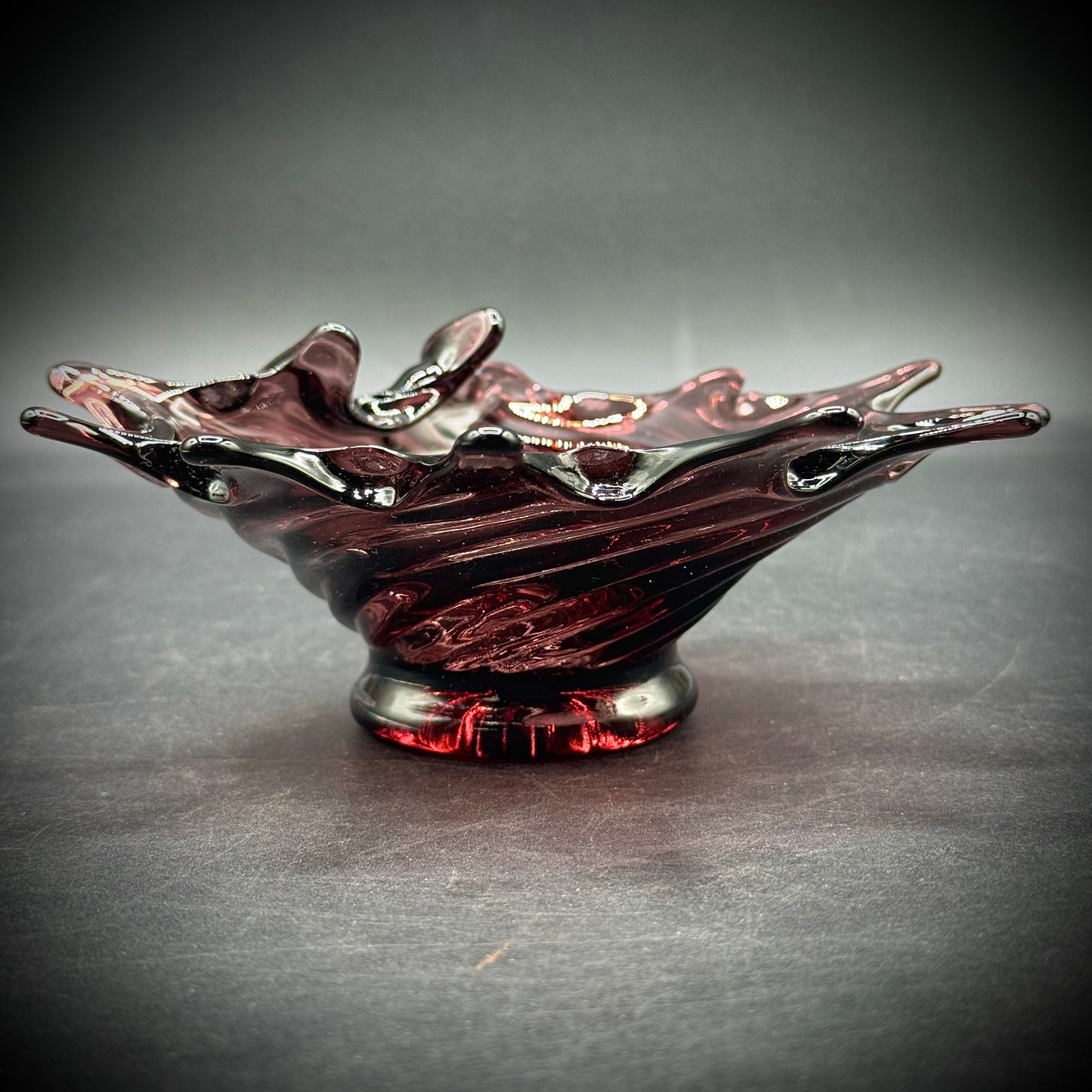Vintage Amethyst Swirl Art Glass Bowl