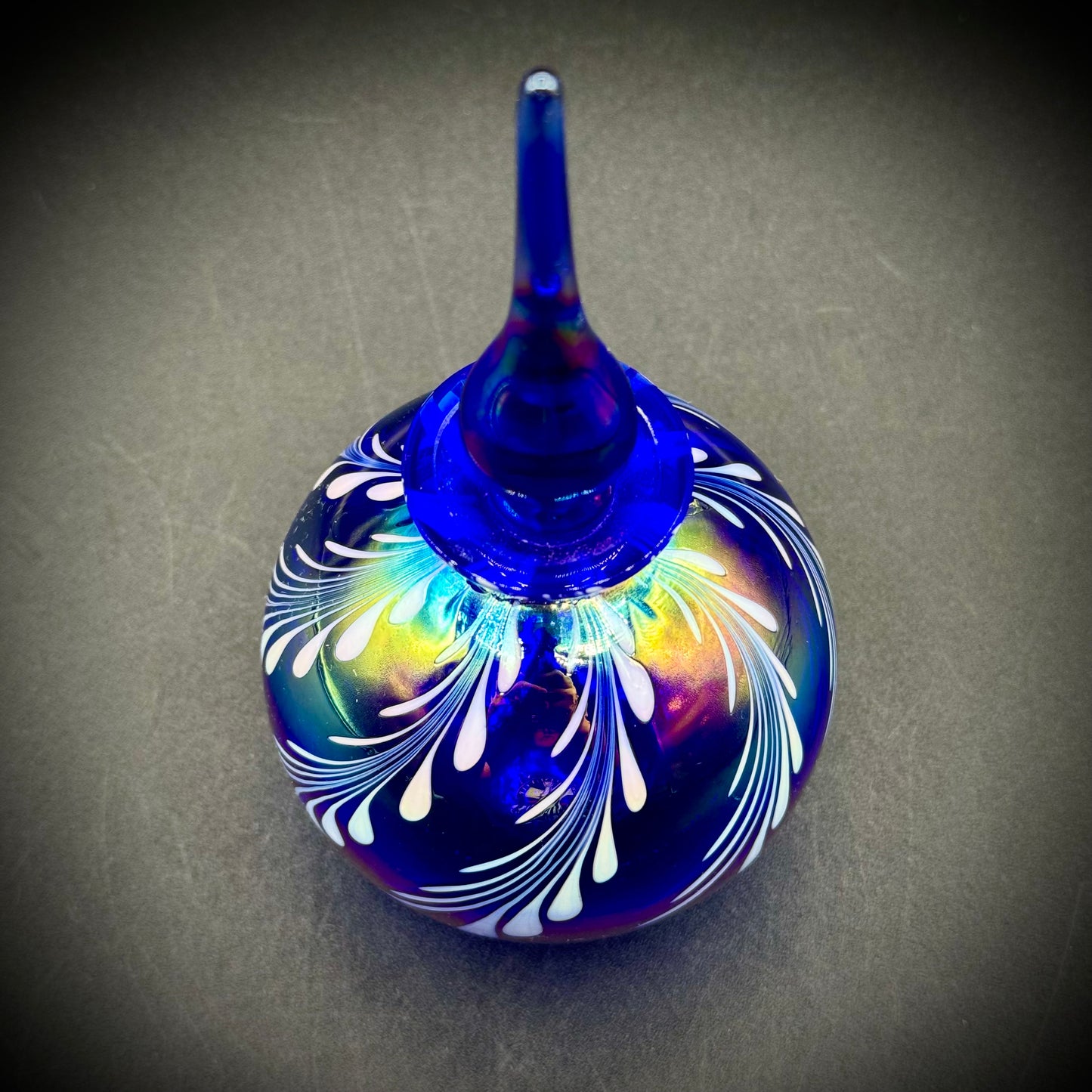 Stunning Art Glass Paperweight