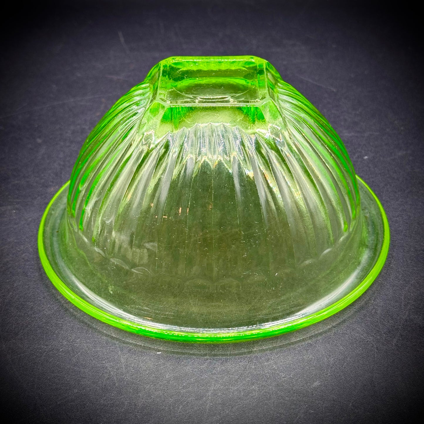 Vintage Federal Uranium Glass Bowl