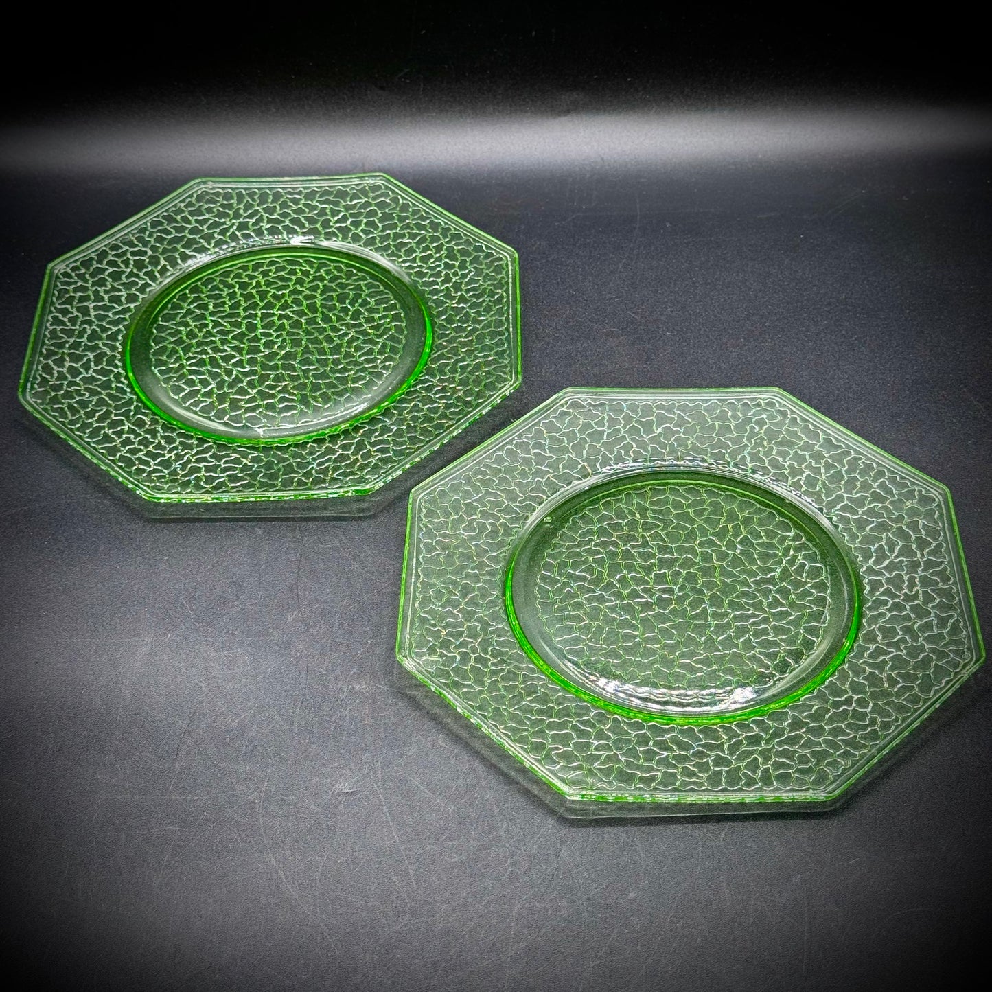 Pair of Vintage L.E. Smith Uranium Crackle Glass Plates