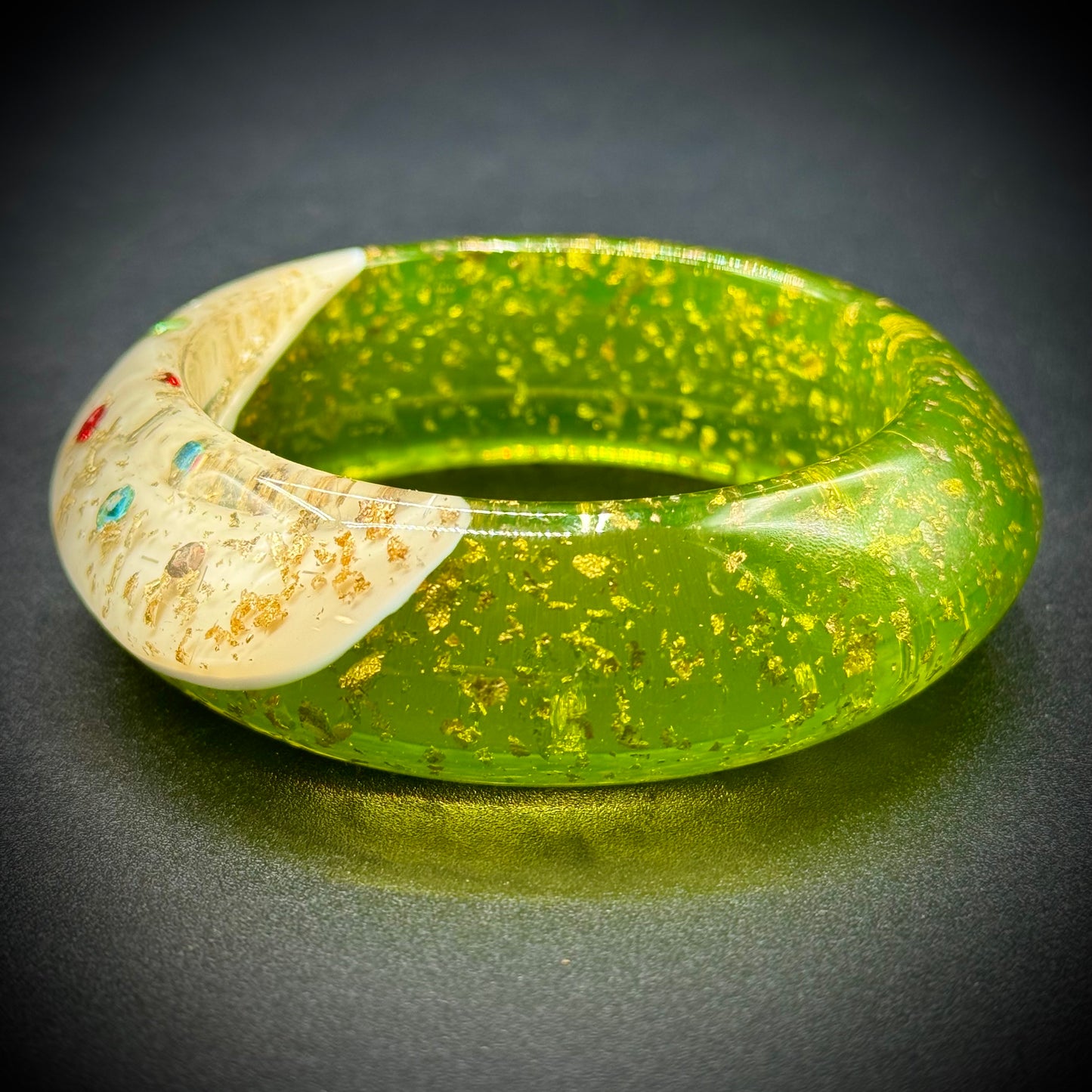 Vintage 1950's Green Apple Lucite Bangle w/Gold Flakes & Rhinestones