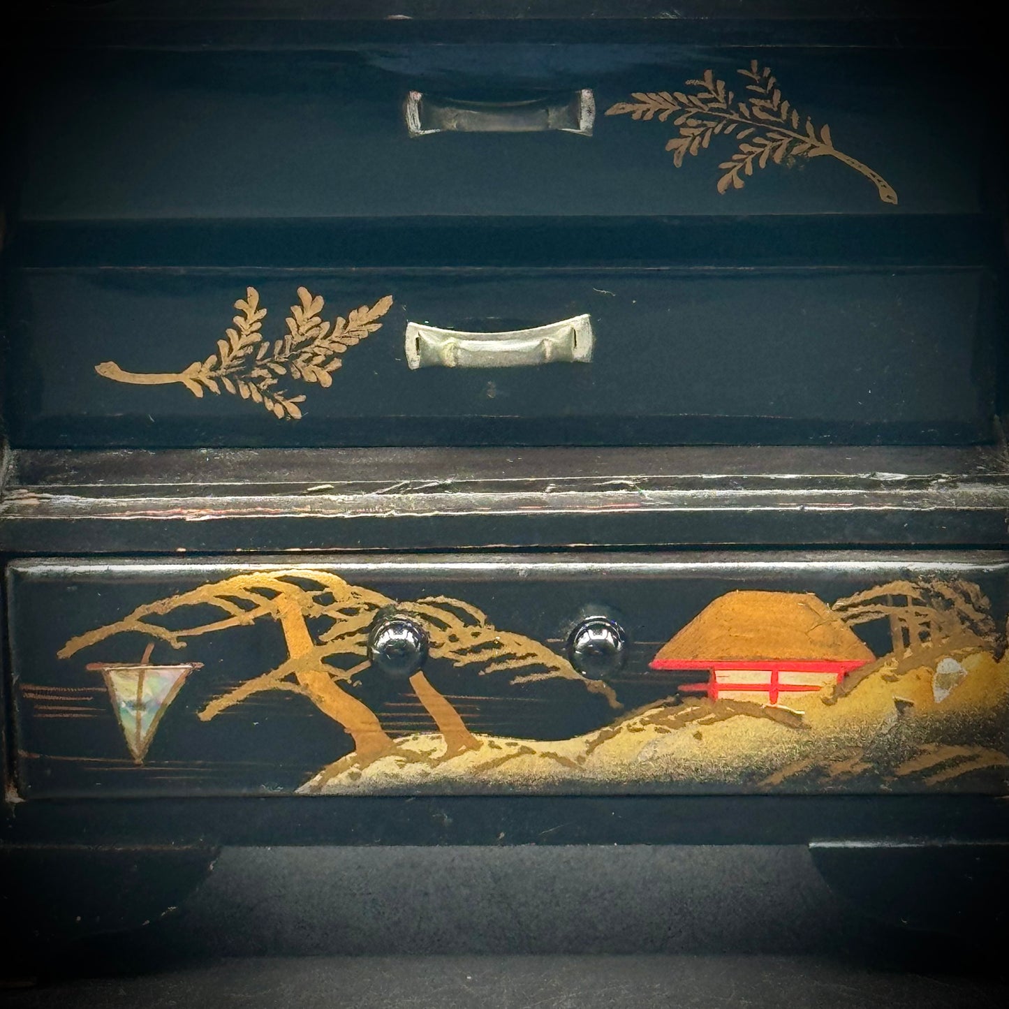 True Vintage Inlaid & Lacquered Japanese Jewelry Chest