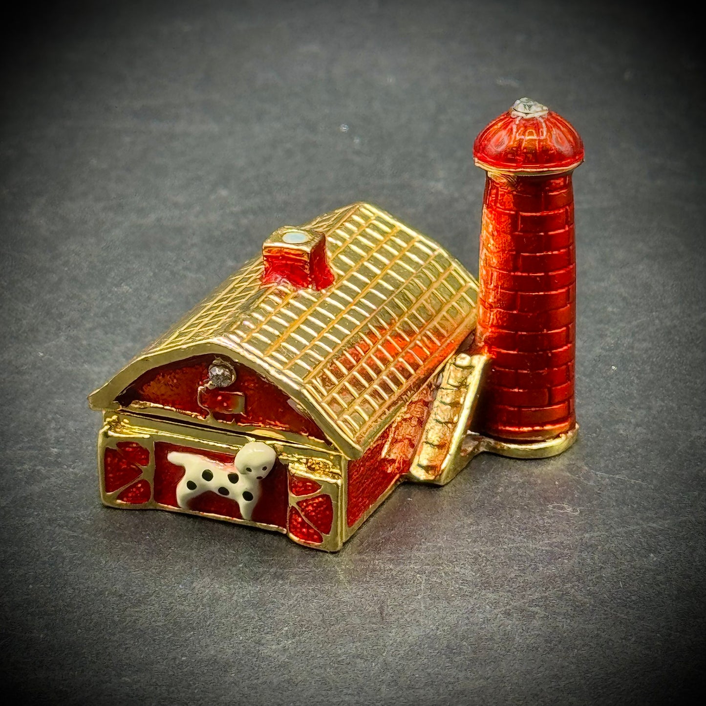 Objet d'Art by Work of Art "The Farm" Trinket Box