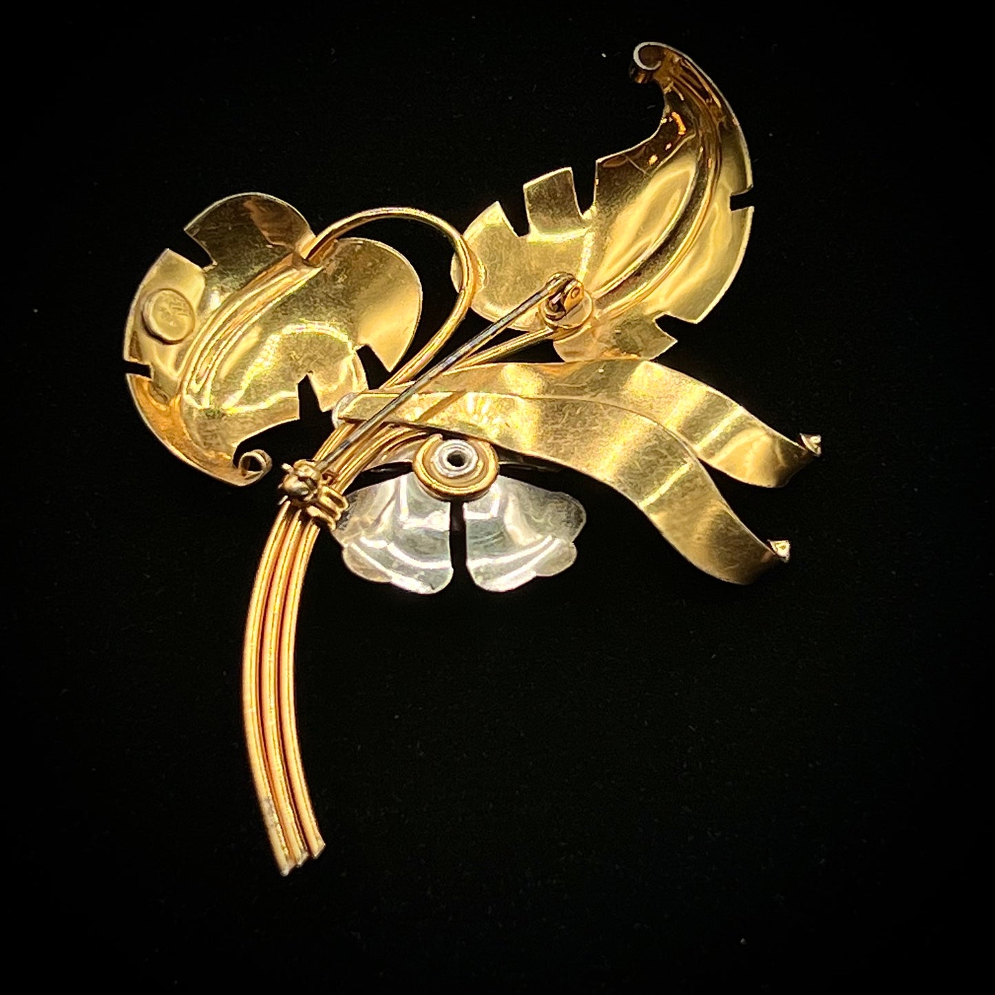 Vintage 10kt Harry Iskin Brooch