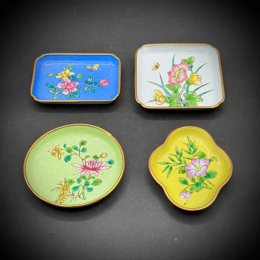 Set of 4 Lillian Vernon Small Enamel Trinket Dishes