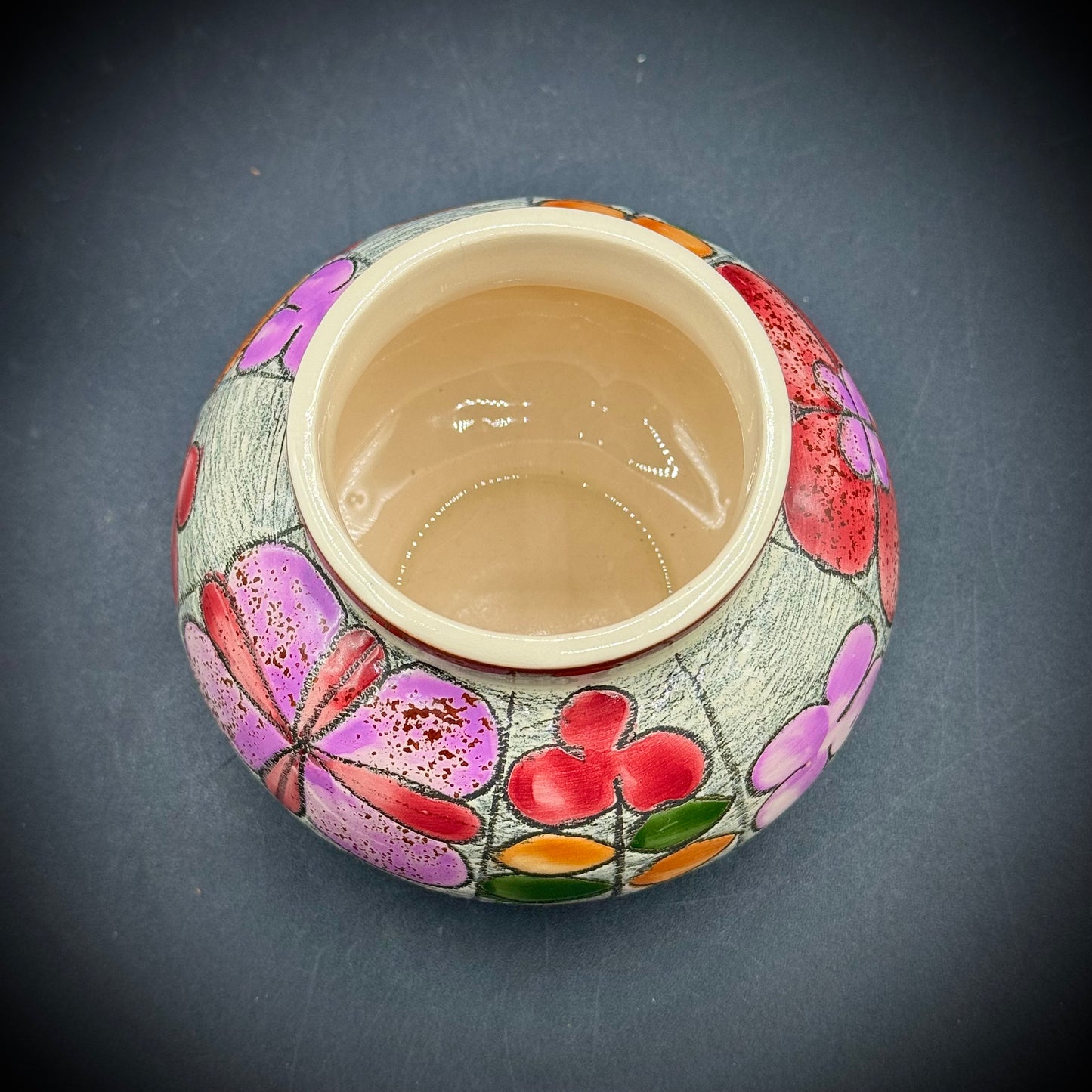 Artist Eduardo Vega Signed Ecuador Ceramic Vase