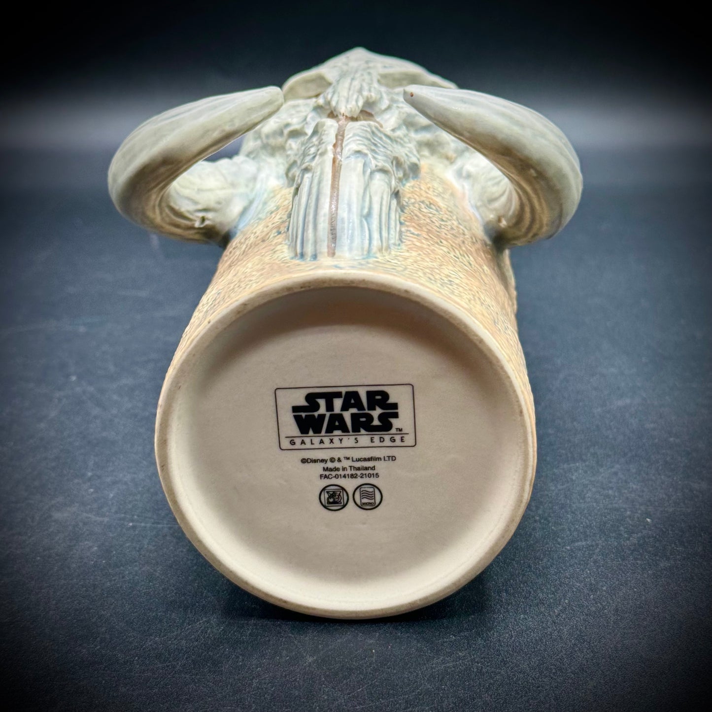 Star Wars: Galaxy's Edge Disney Park Exclusive Mandalorian Tiki Mug