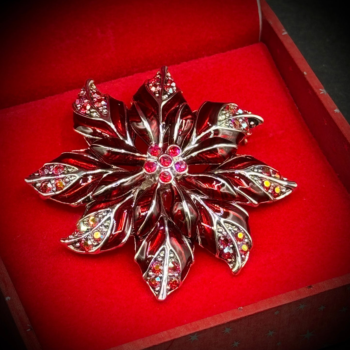 New in Box Merry & Bright Holiday Brooch