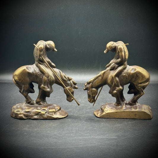 Vintage c. 1960s Heavy Cast Bronze "End of The Trail" Bookends