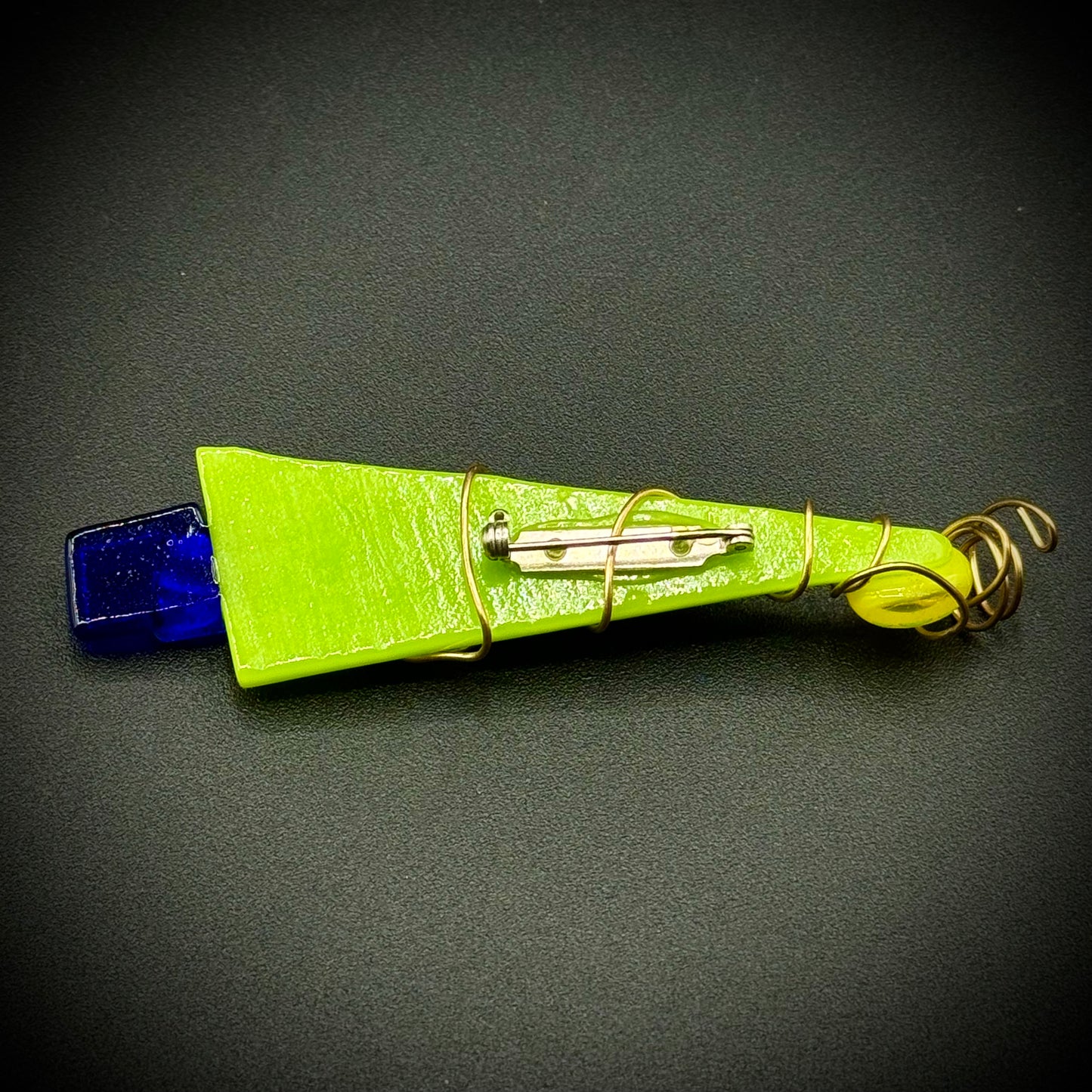 Stunning Art Glass Pin