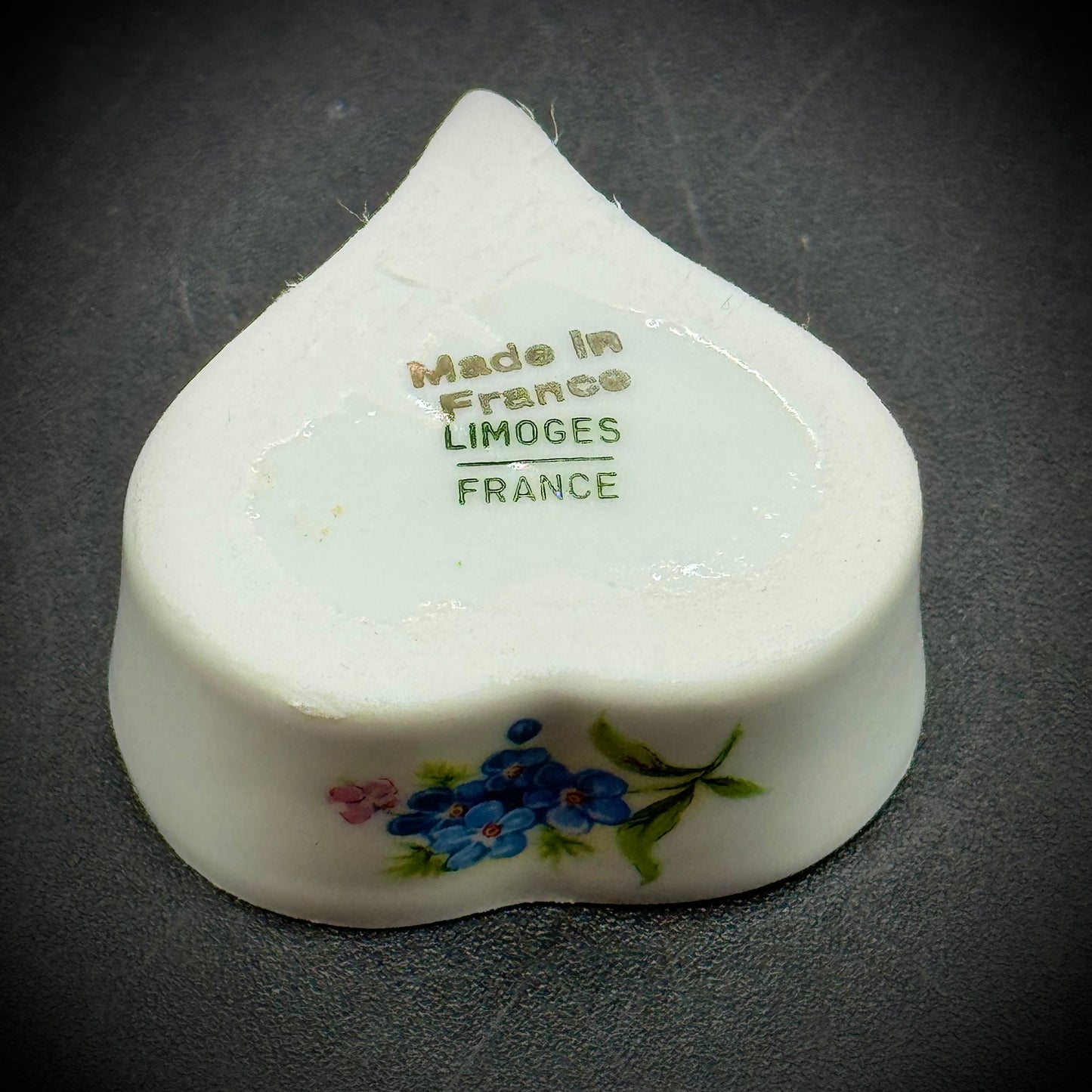 Vintage Limoges France Hand Painted Lidded Heart Trinket Box