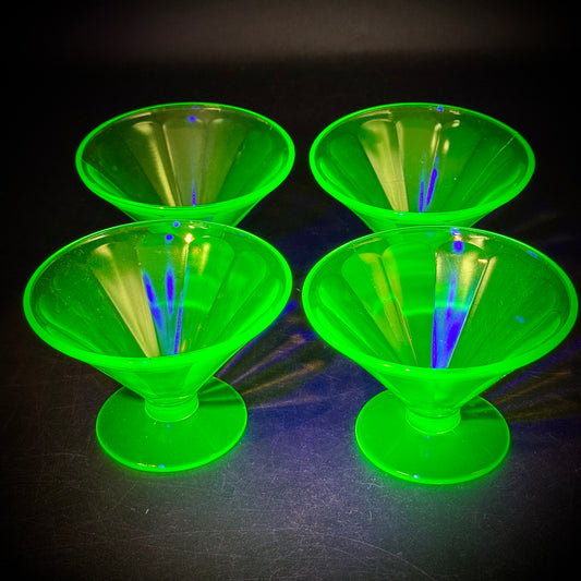 Set of Four Federal Uranium Glass Dessert Cups