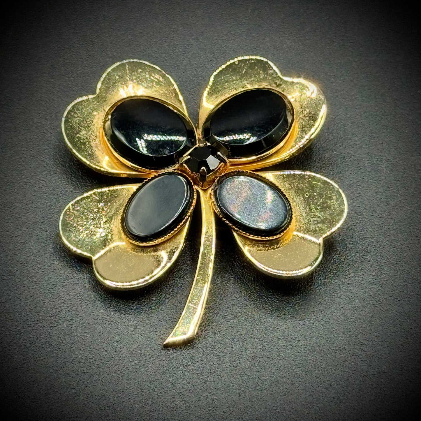 Vintage Black and Gold Tone Four Leaf Clover Brooch