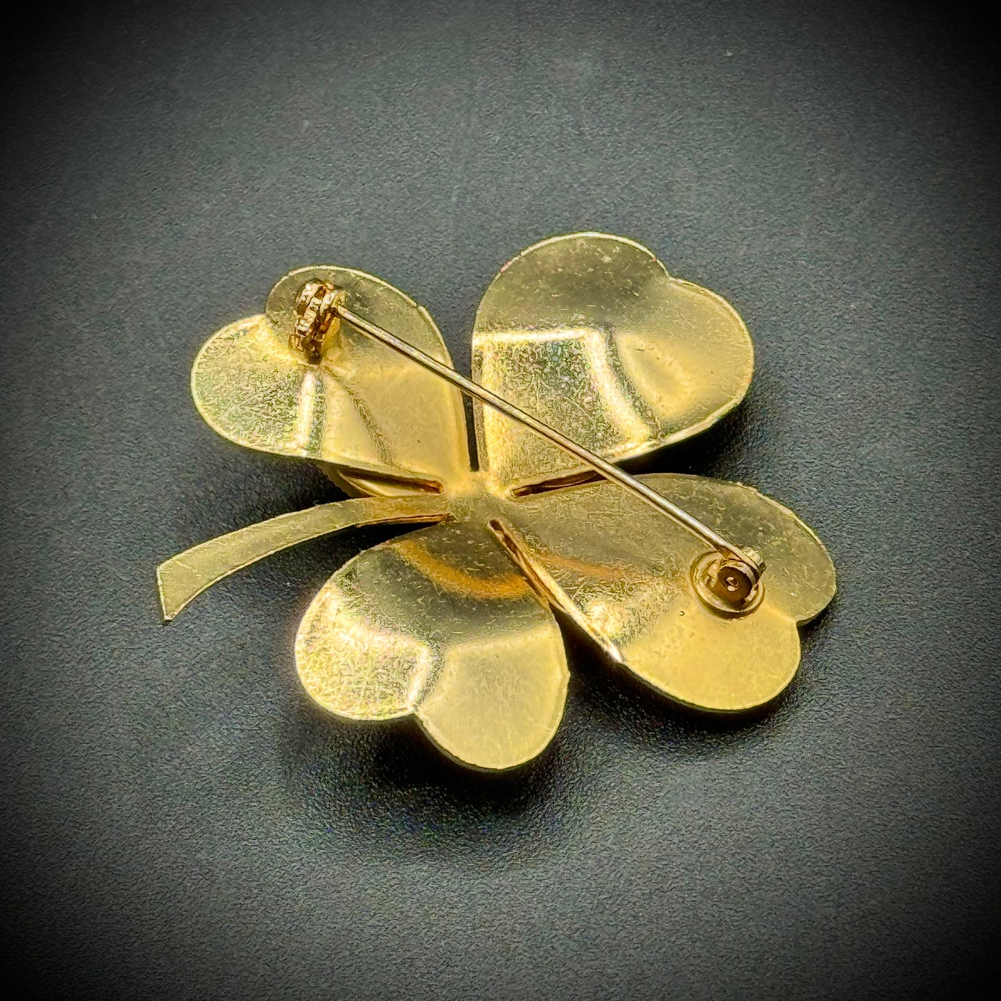 Vintage Black and Gold Tone Four Leaf Clover Brooch