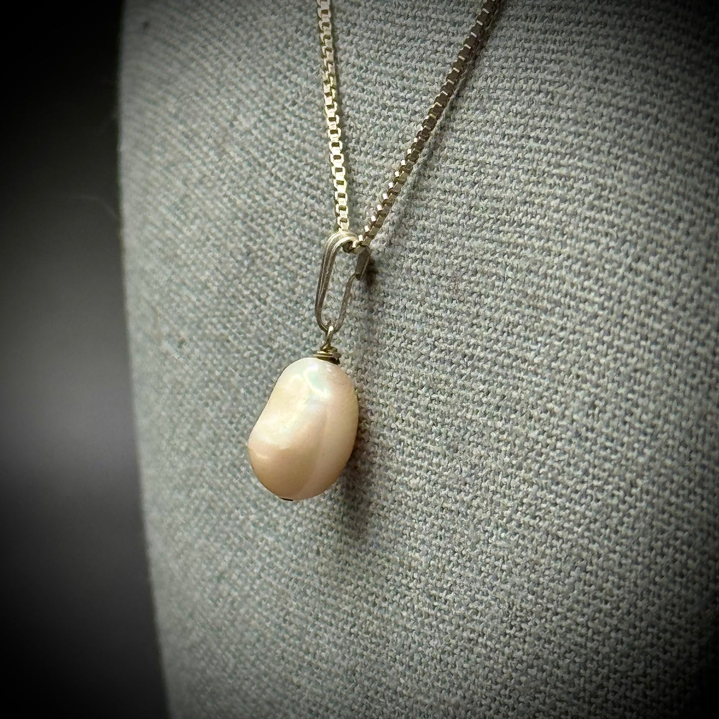 Stunning Caribbean Pearl Necklace on Sterling Chain