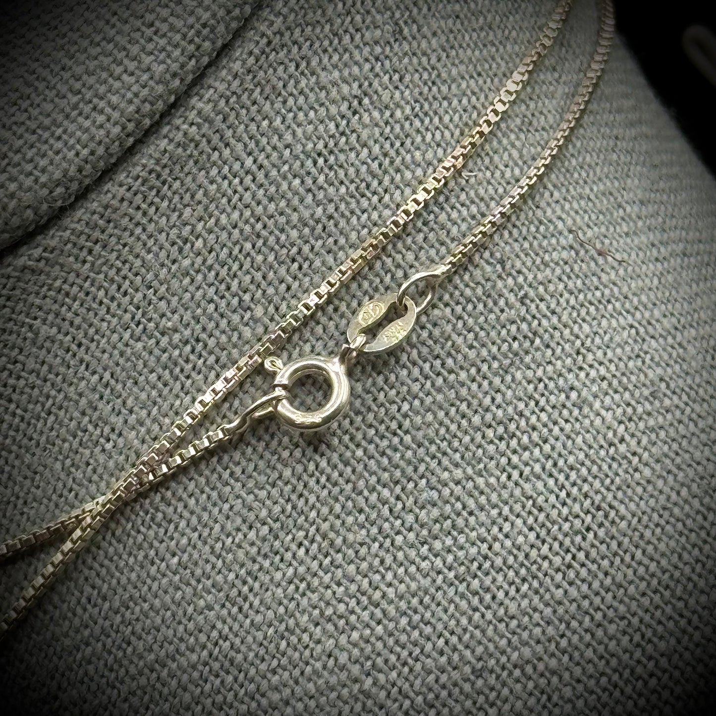 Stunning Caribbean Pearl Necklace on Sterling Chain