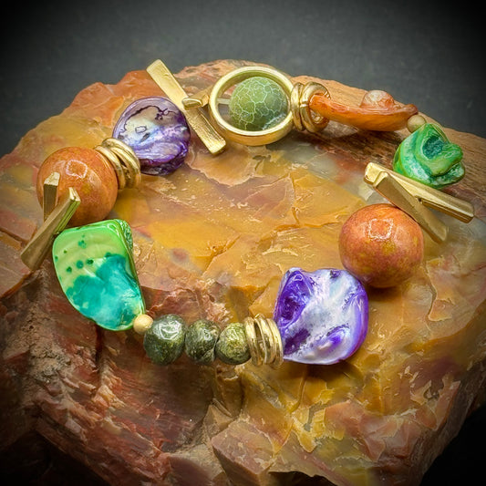 Shell & Gold Tone Bracelet