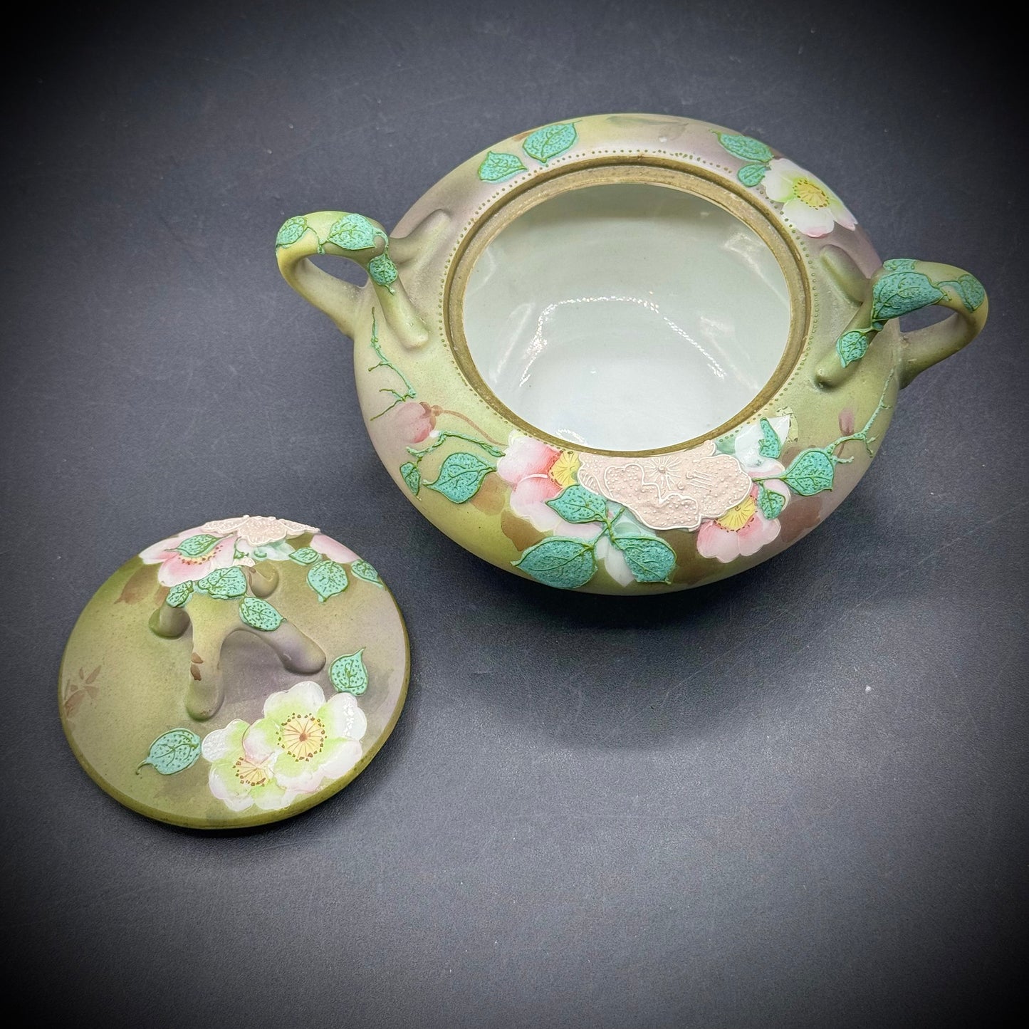 Vintage Moriagi Lidded Pot with Flower Motif