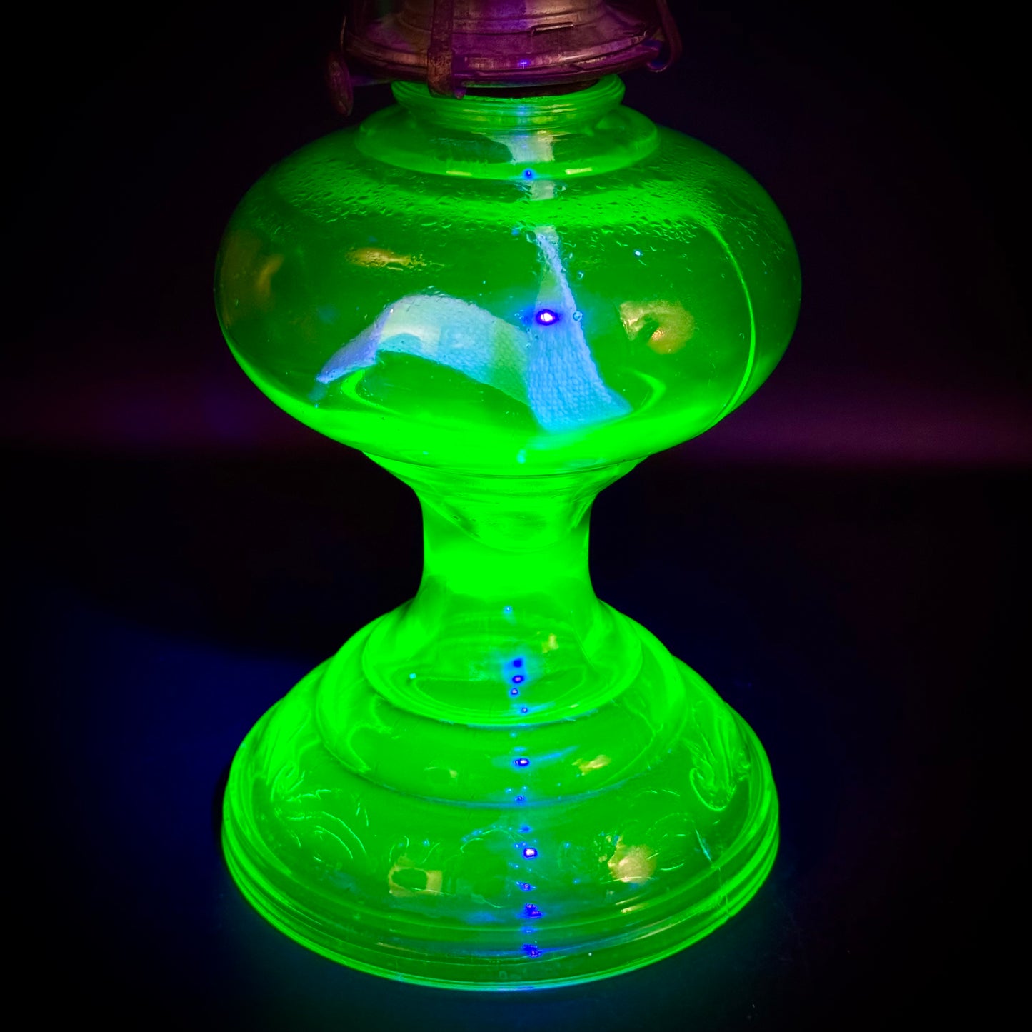 Stunning True Vintage Uranium Glass Oil Lamp