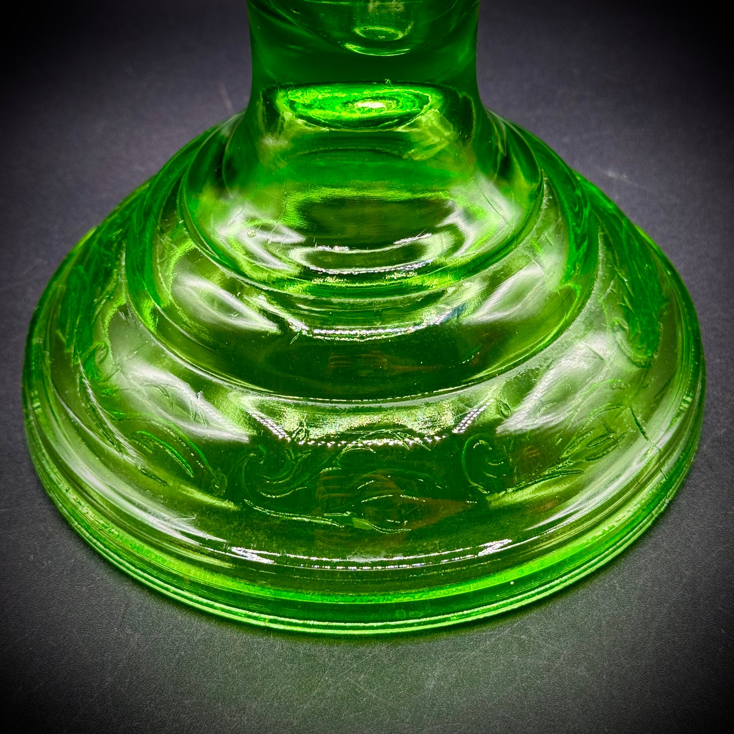 Stunning True Vintage Uranium Glass Oil Lamp