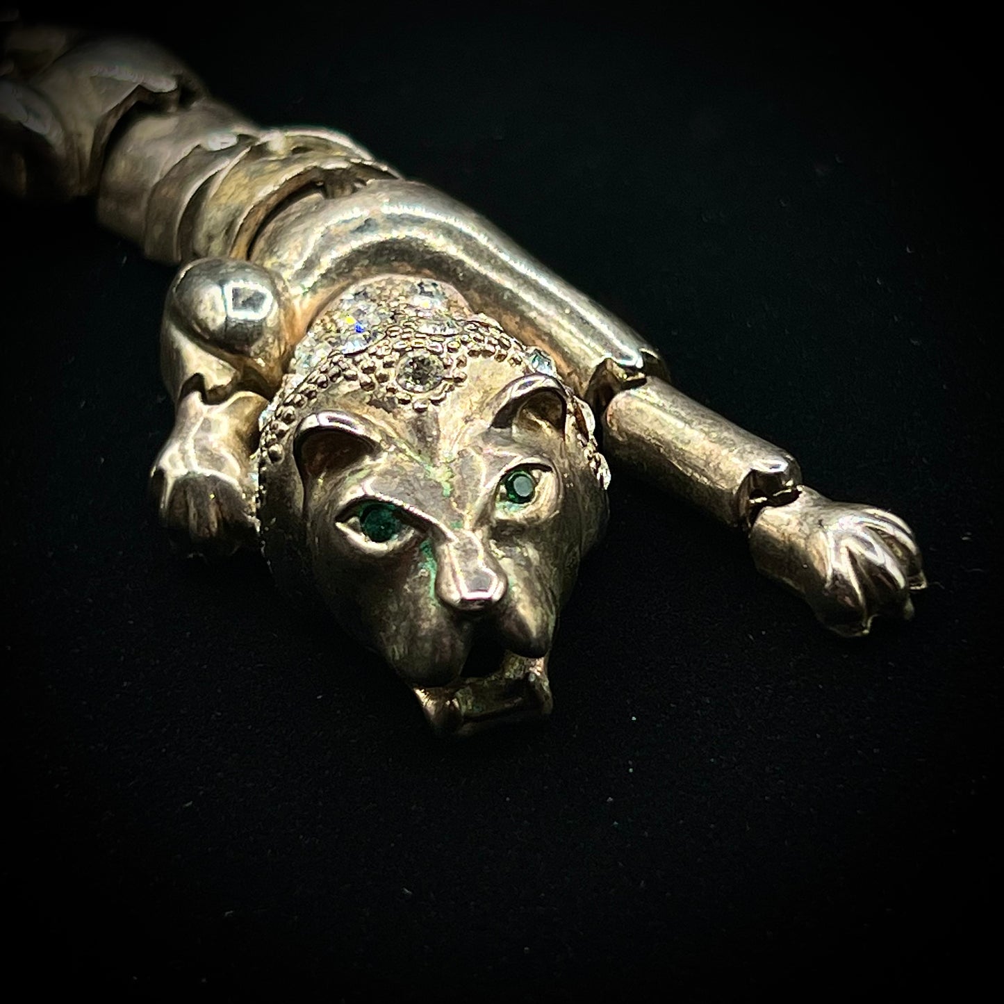 Vintage Articulated Double Closure Leopard Brooch