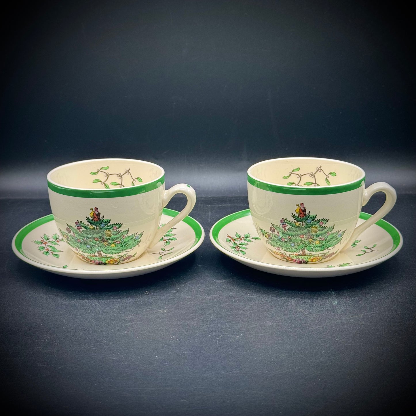 Pair of Spode Christmas Tree Tea Cups and Saucers