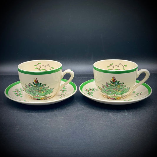 Pair of Spode Christmas Tree Tea Cups and Saucers