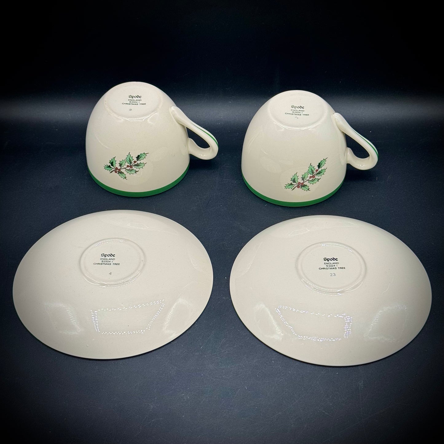 Pair of Spode Christmas Tree Tea Cups and Saucers